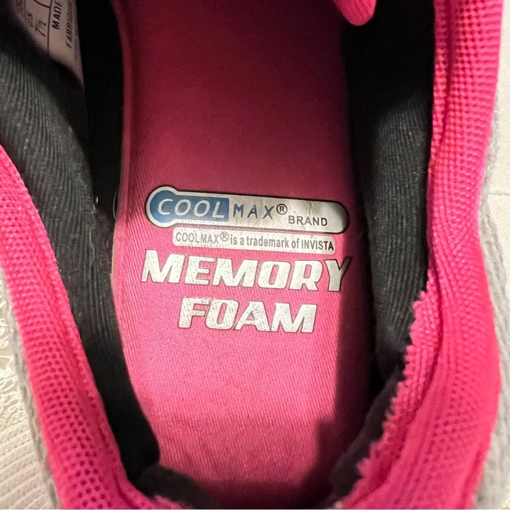 FREE Fila Athletic Sneakers Women’s 7.5 Gray Pink Lace Up Cool Max Memory Foam